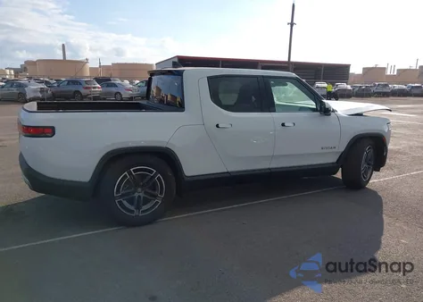 2025 Rivian R1T Adventure Dual Motor Large Pack/Adventure Dual Motor Max Pack из США, поврежденный, VIN 7FCTGBAA3SN039368